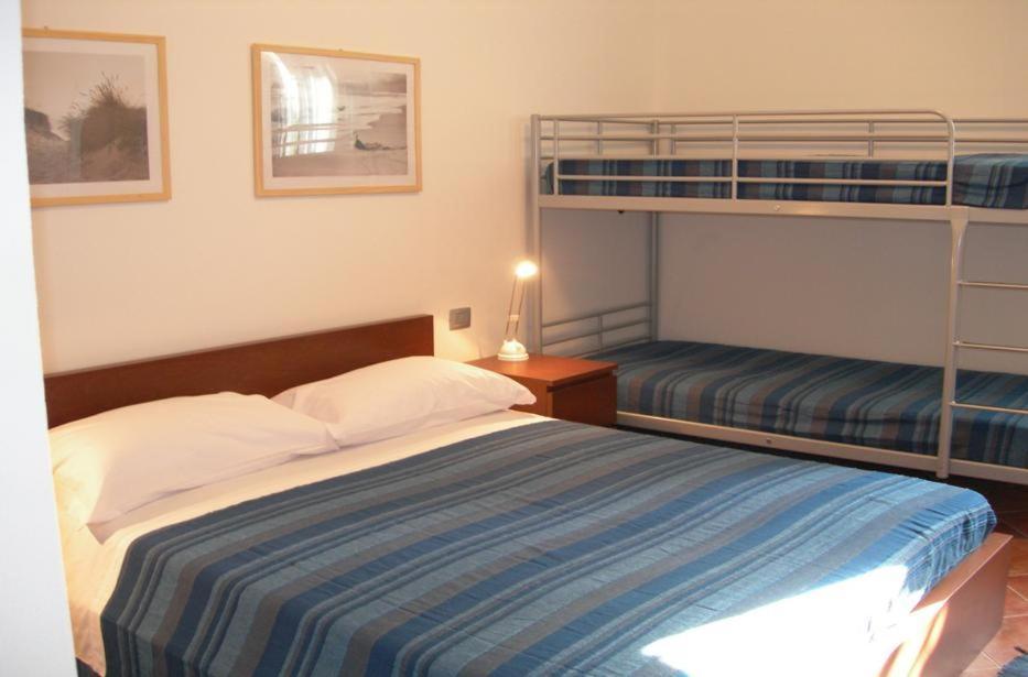 ססטרי לבאנטה B&B Villa Ginestra מראה חיצוני תמונה